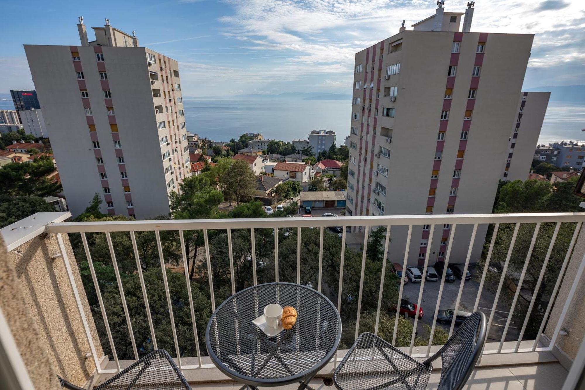 City Seaview Apartment Vigo - Happy Rentals Rijeka Luaran gambar